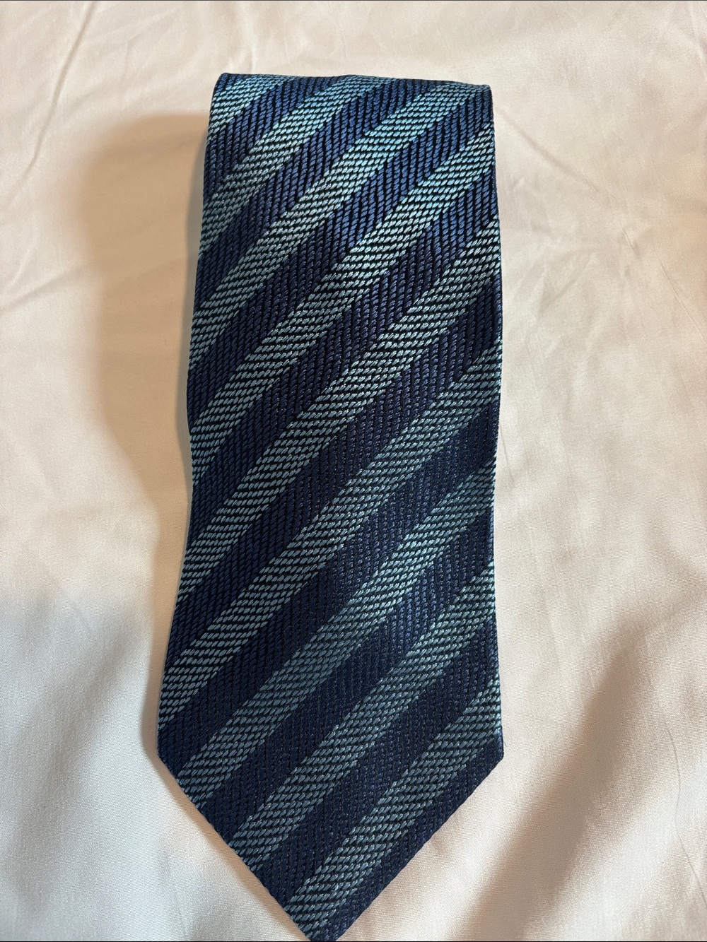 Charvet Classic Navy & Light Blue Diagonal Stripe Tie - Men Accessories